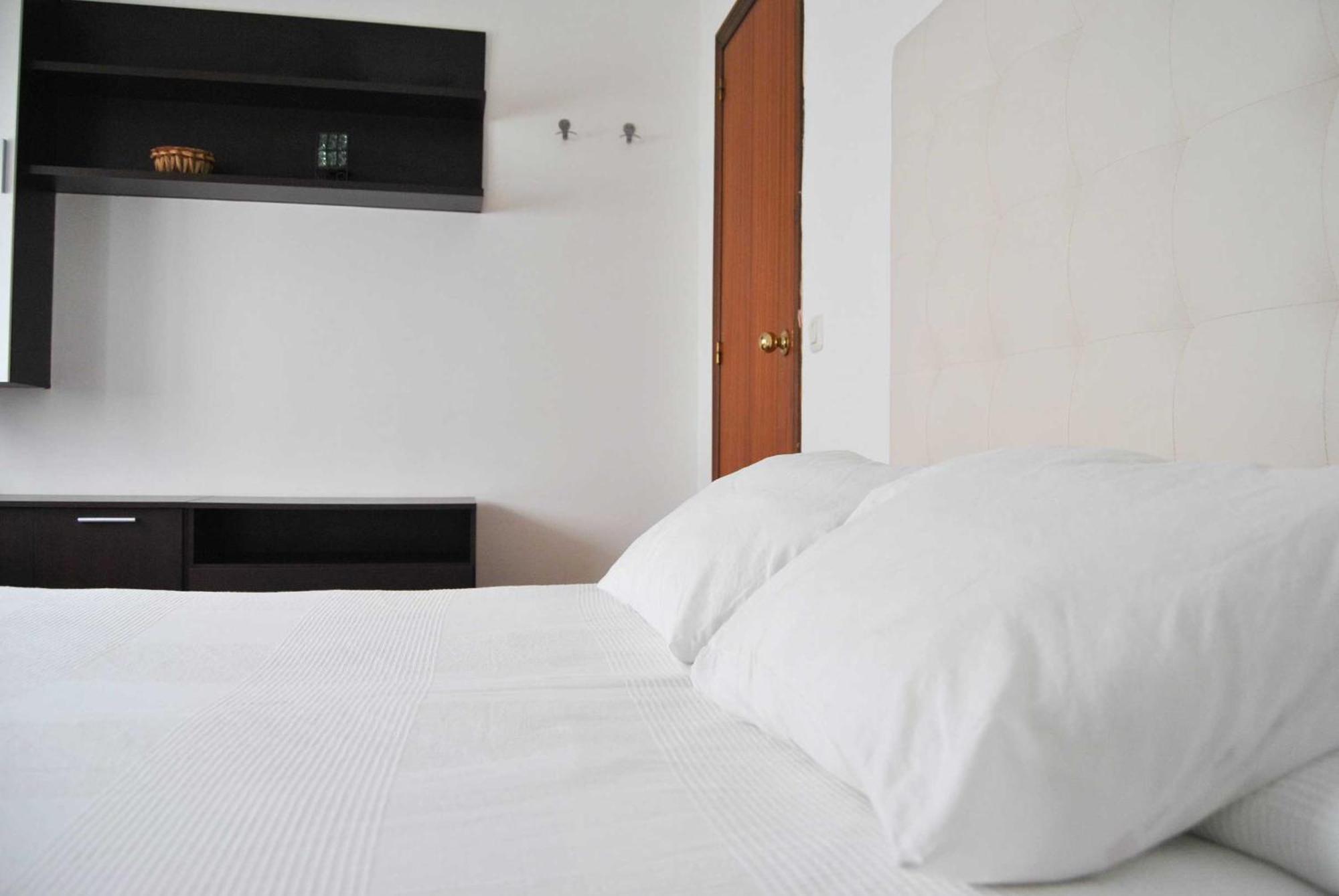 Apartment Wall Center - Aloha Sevilla Zewnętrze zdjęcie