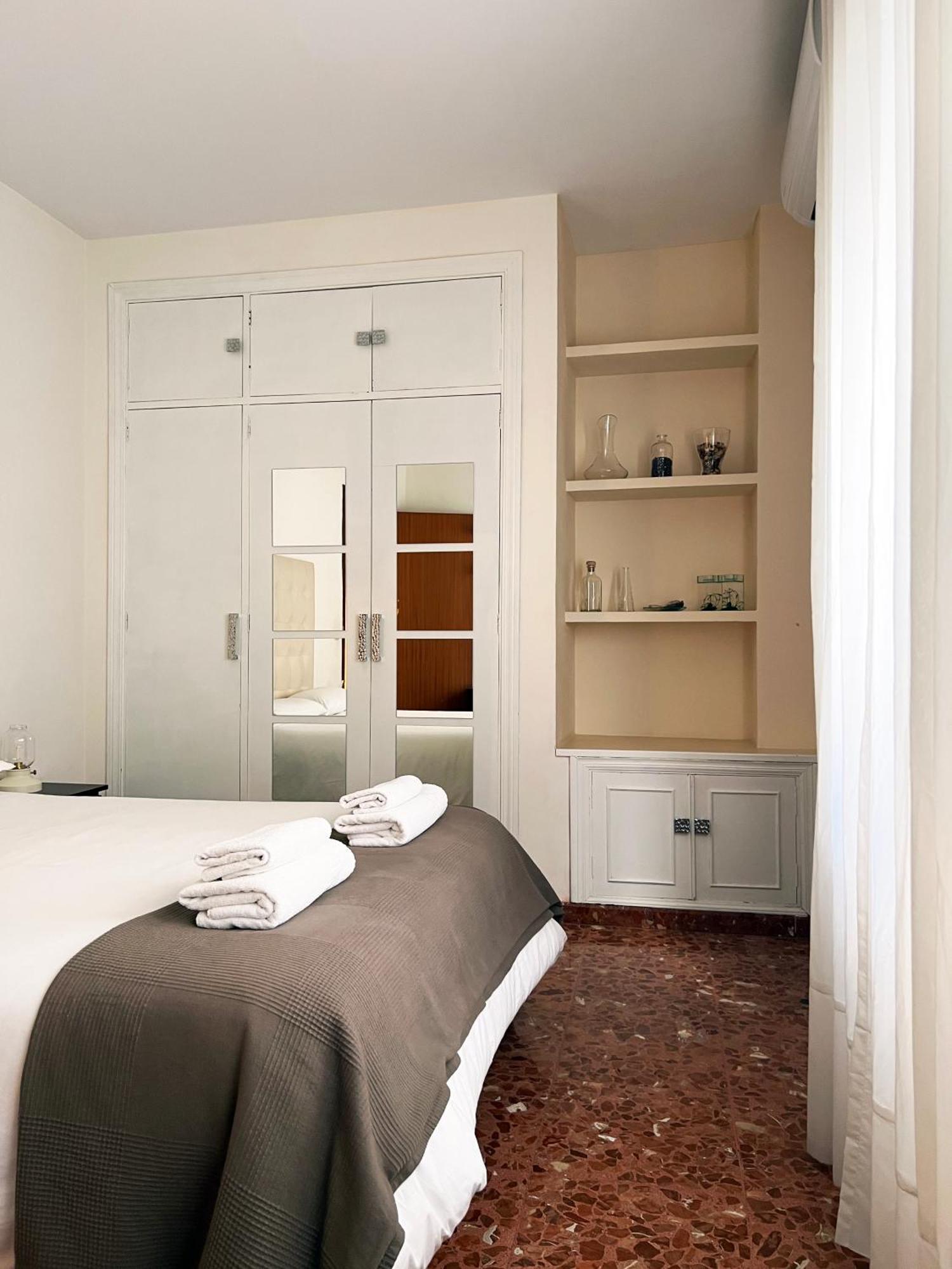 Apartment Wall Center - Aloha Sevilla Zewnętrze zdjęcie