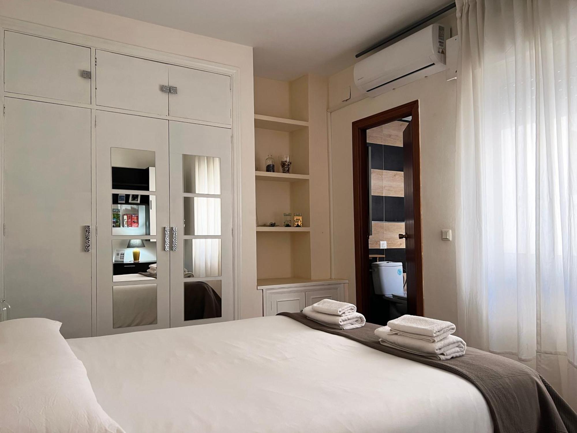 Apartment Wall Center - Aloha Sevilla Zewnętrze zdjęcie